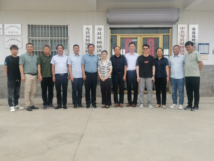 “Ӱ”——ѧУڰˡפ幤˳